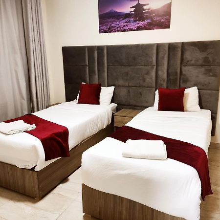 Golden Plaza Hotel Ammán Kültér fotó