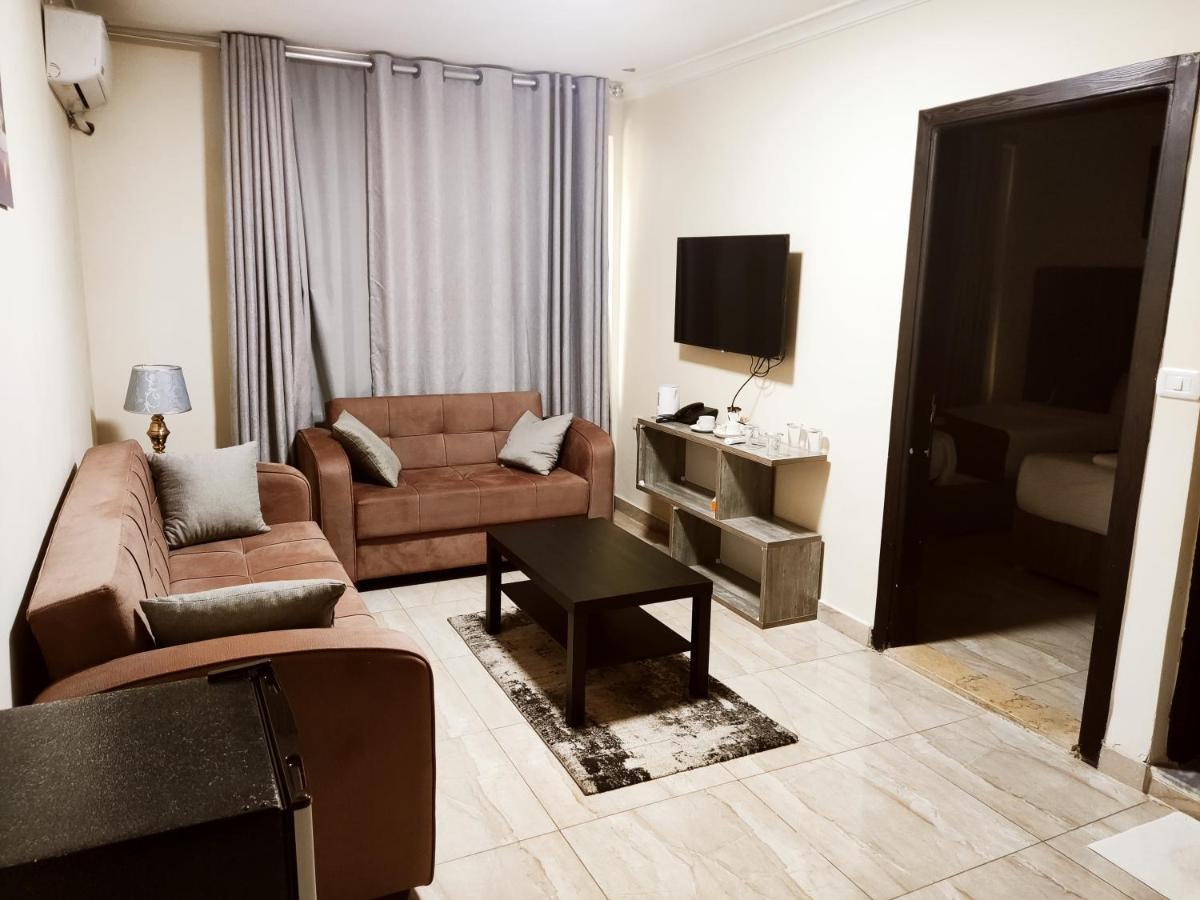 Golden Plaza Hotel Ammán Kültér fotó