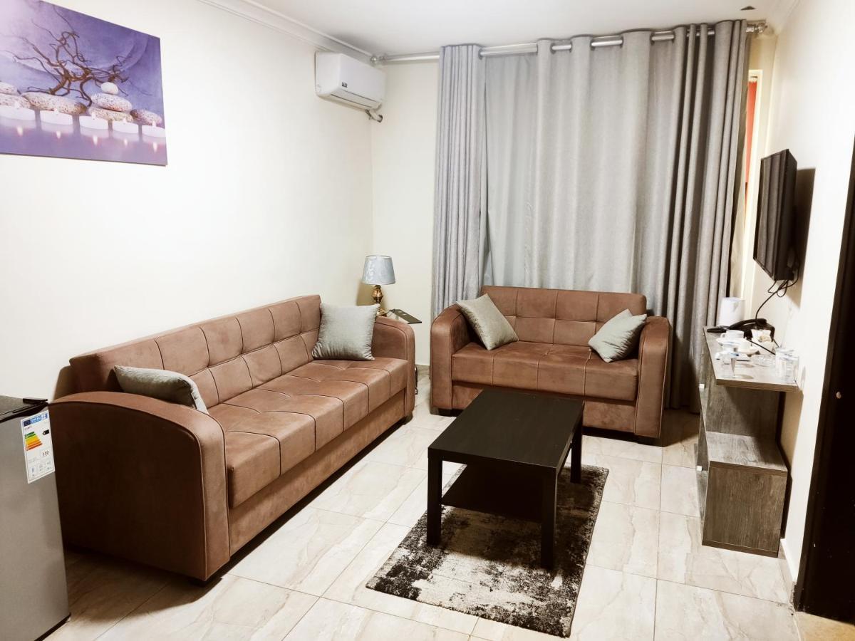 Golden Plaza Hotel Ammán Kültér fotó