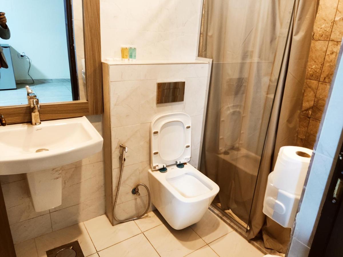 Golden Plaza Hotel Ammán Kültér fotó