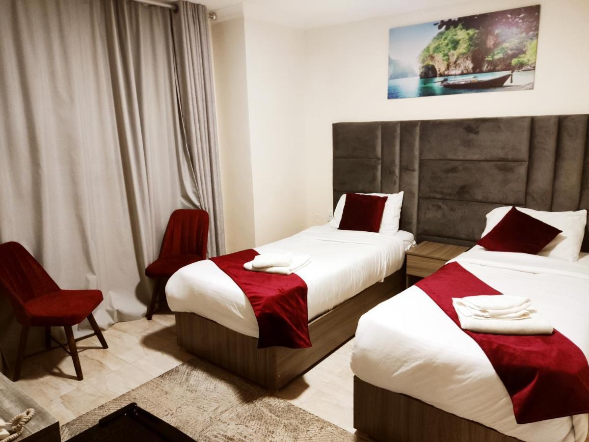 Golden Plaza Hotel Ammán Kültér fotó