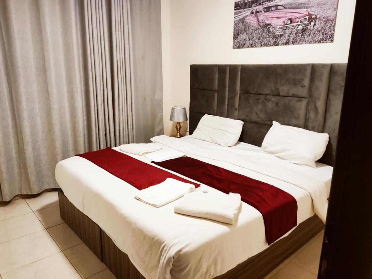 Golden Plaza Hotel Ammán Kültér fotó