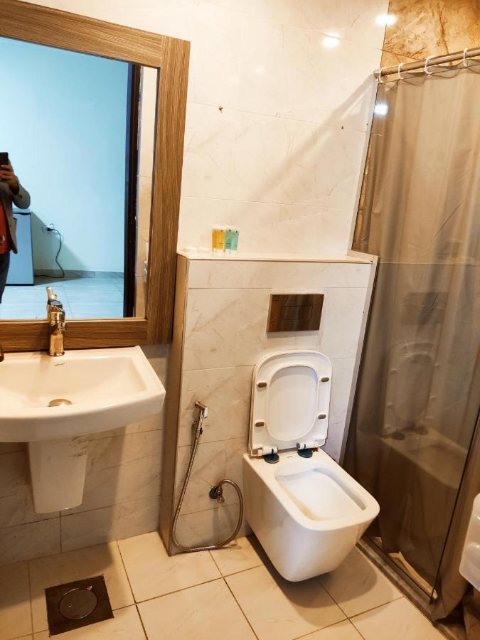 Golden Plaza Hotel Ammán Kültér fotó